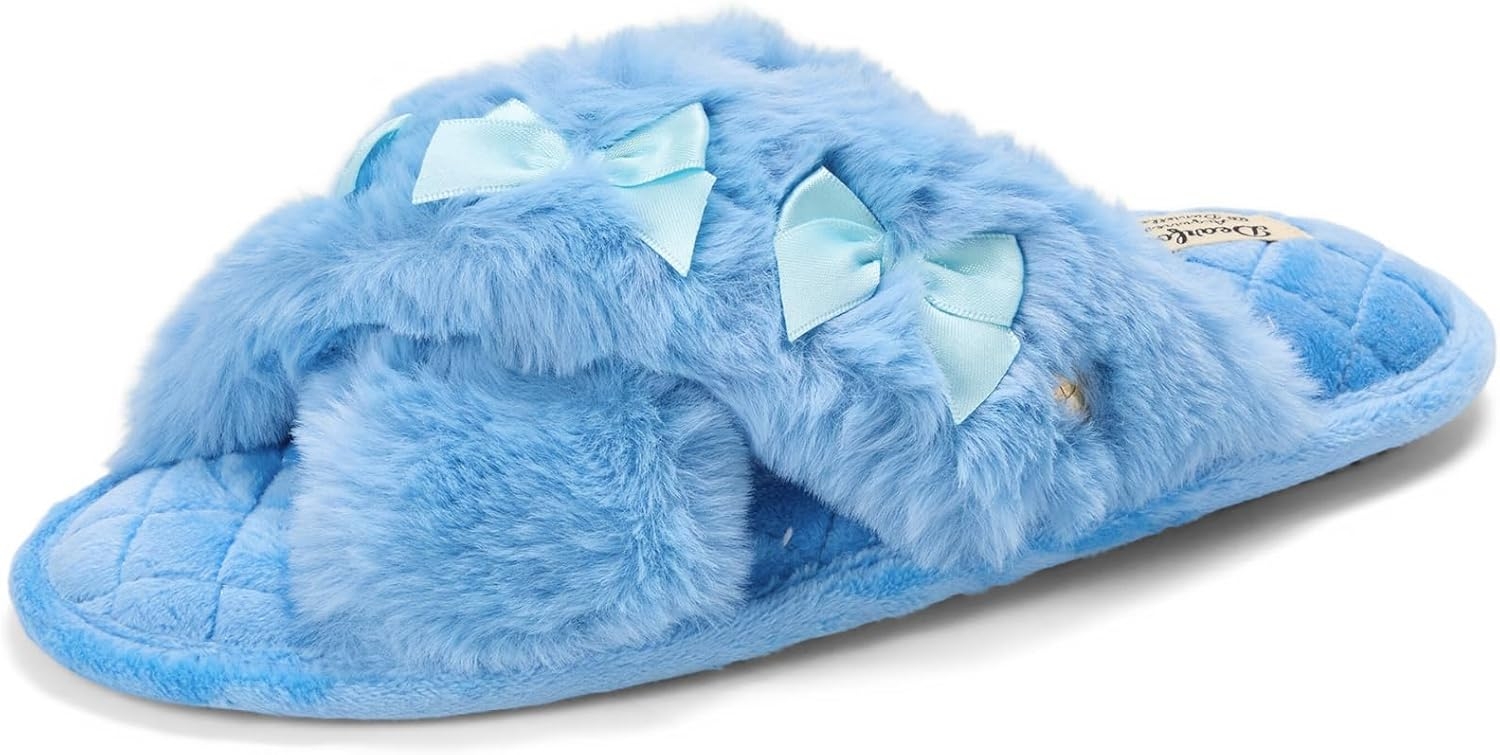 Women’s Acquired Style & Danielle Pheloung Exclusive Memory Foam Jessica Cozy Bow Cross Band Slide Slippers